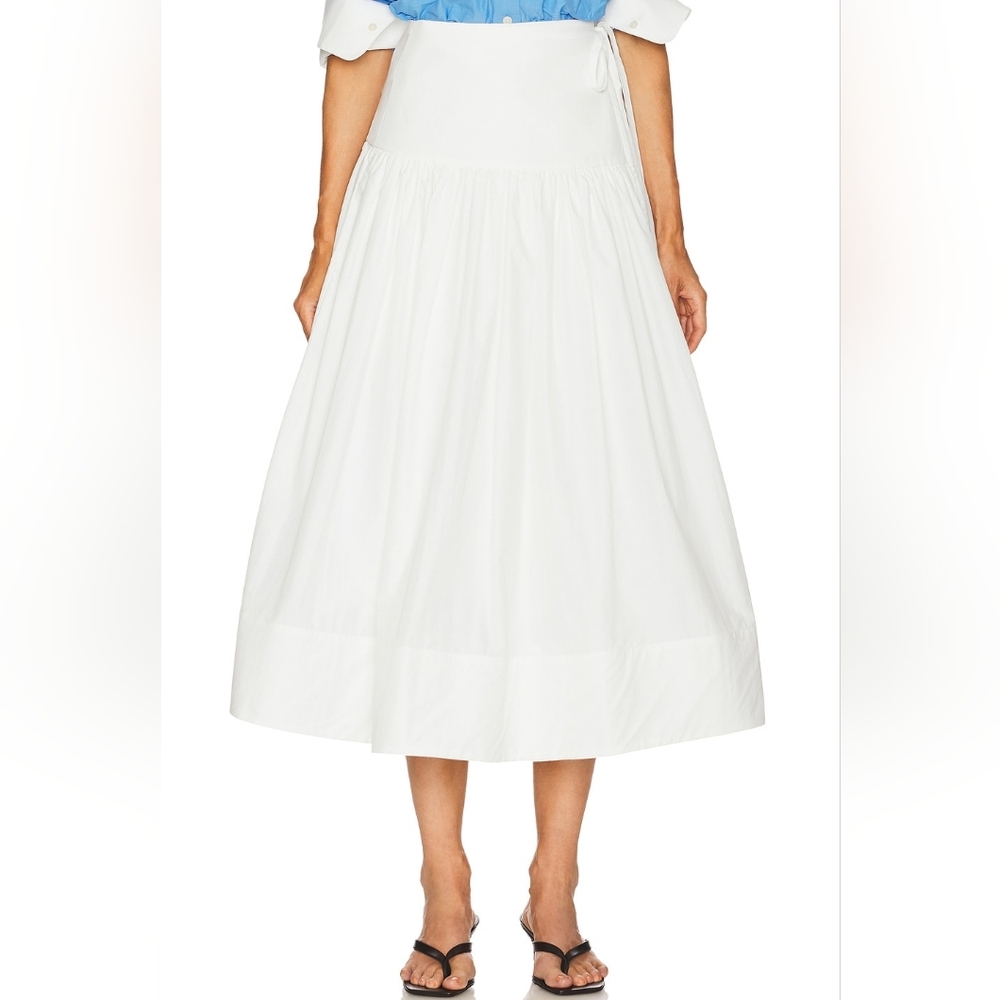 Helsa Midi Wrap Skirt in Tech Poplin in White - Picture 6 of 16